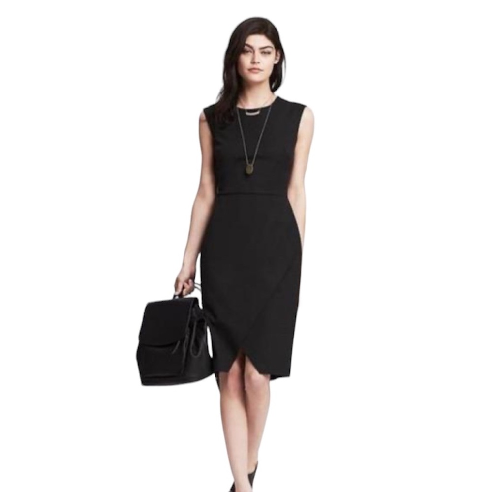 ❤️BR Almost New Sloan Envelope Dress